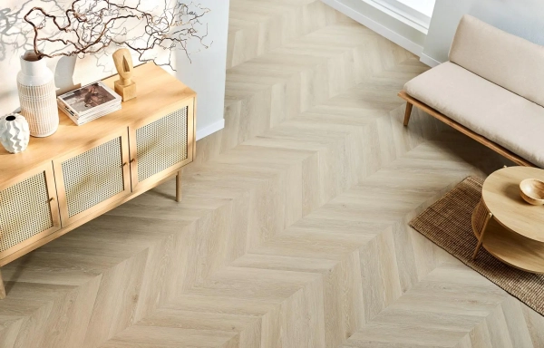Vinyl Parkett - Chevron - Eiche Johannes (CLC 222) 5mm/0.55mm - Fischgräten Vinyl