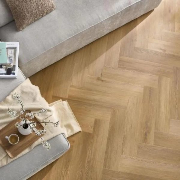 Fischgräten Vinyl - Herringbone EIR Acoustic Eiche Burbon (CASA 208) 6.3mm/0.55mm - Klick Vinyl mit Trittschalldämmung