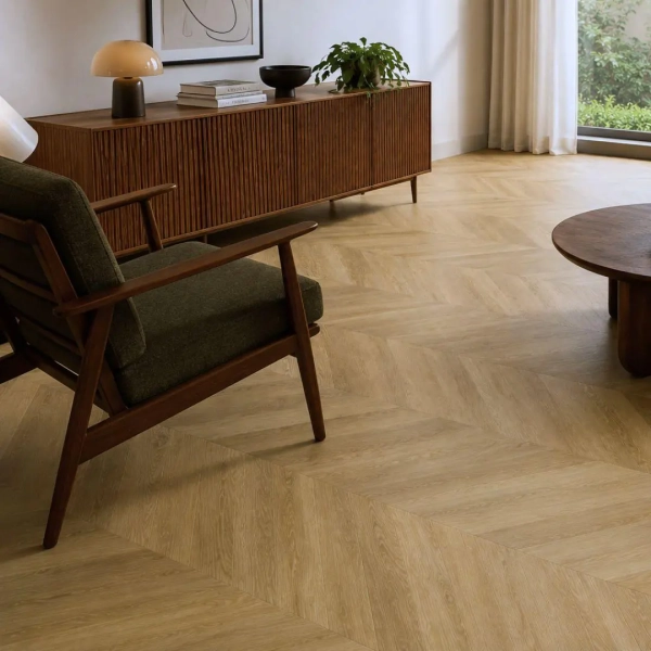 Vinyl Parkett - Chevron - Eiche Menor (CLC 223) 5mm/0.55mm - Fischgräten Vinyl