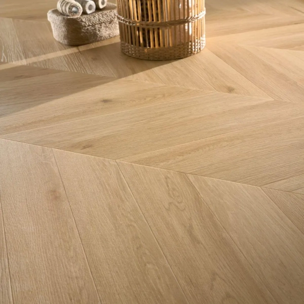 Vinyl Parkett - Chevron - Eiche Yankee (CLC 153) 5mm/0.55mm - Fischgräten Vinyl